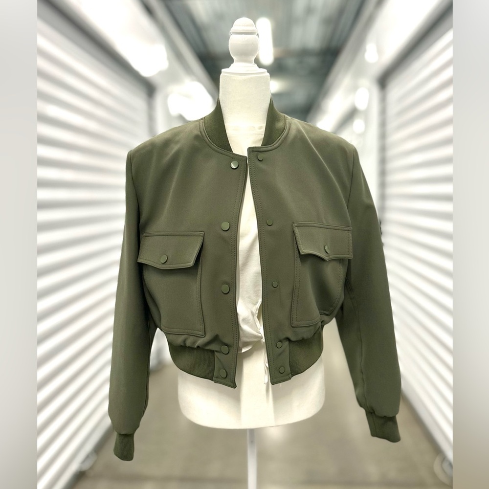 NWT - Mango - Bomber jacket with shoulder pads - Picture 12 of 12